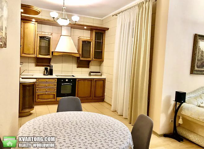 Sell 3-room apartment. Киев,  Дмитриевская — photo 2