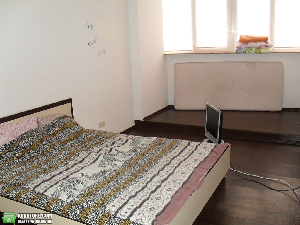 Sell 2-room apartment. Киев,  Макеевская — photo 2