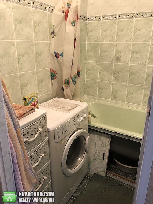 Sell 3-room apartment. Киев, Радунская ул. — photo 9