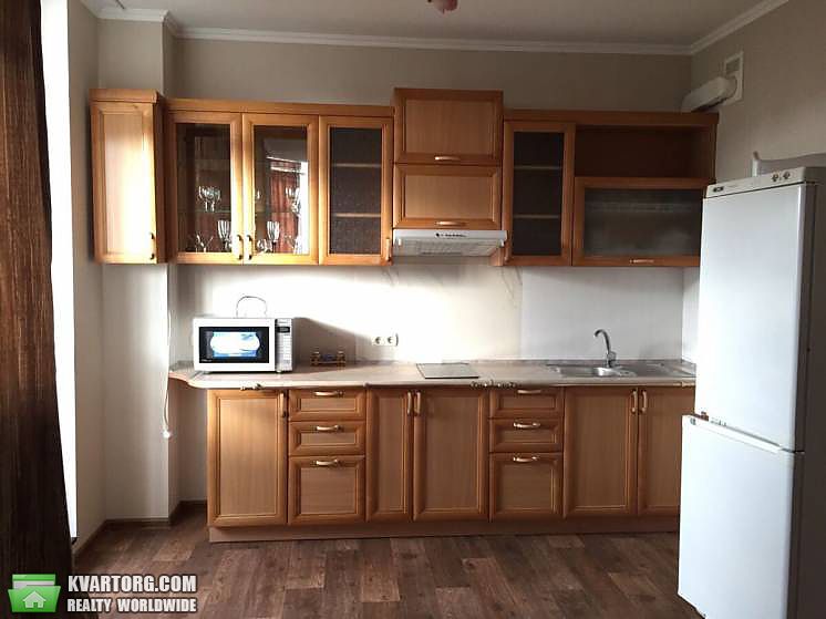 Rent out 1-room apartment. Харьков, Комсомольское шоссе — photo 1