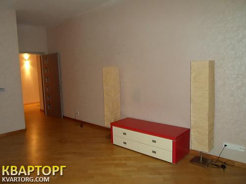 Rent out 3-room apartment. Киев, Ковпака — photo 6