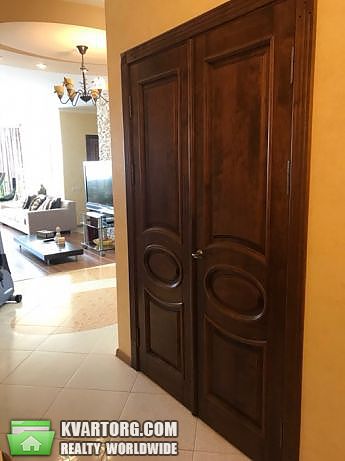 Rent out 3-room apartment. Киев,  Чавдар — photo 4