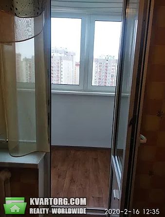 Rent out 1-room apartment. Киев, Урловская — photo 1