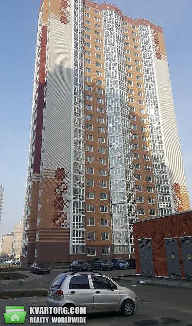 Rent out 3-room apartment. Киев,  Гмыри — photo 1