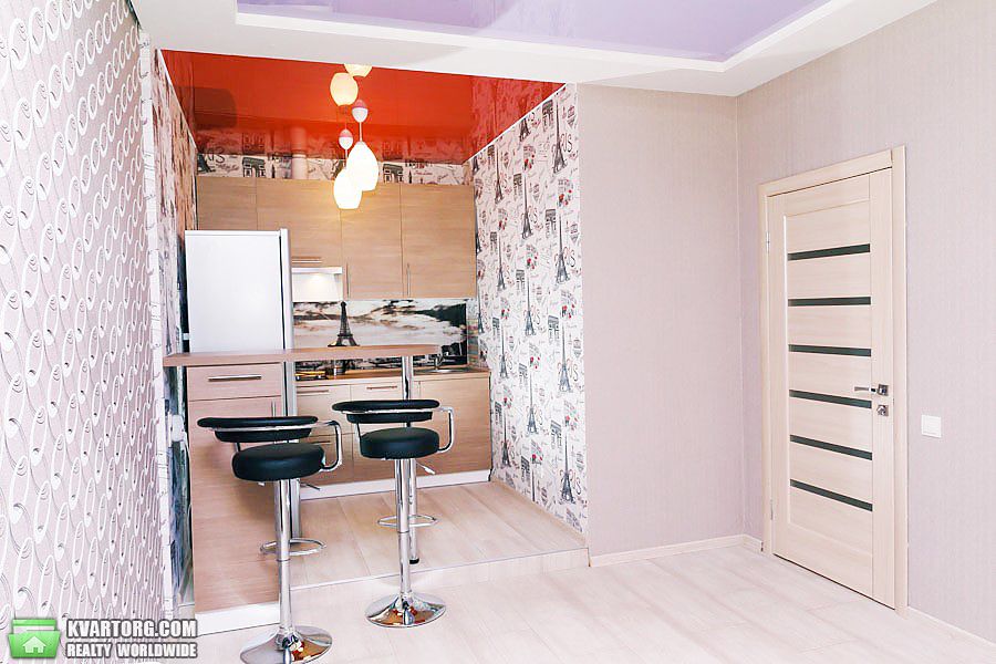 Rent out 2-room apartment. Киев, Регенераторная — photo 2