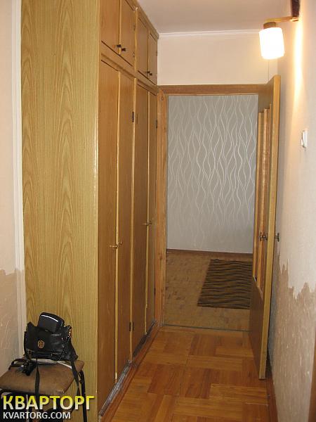 Rent out 2-room apartment. Киев,  Севастопольская — photo 7