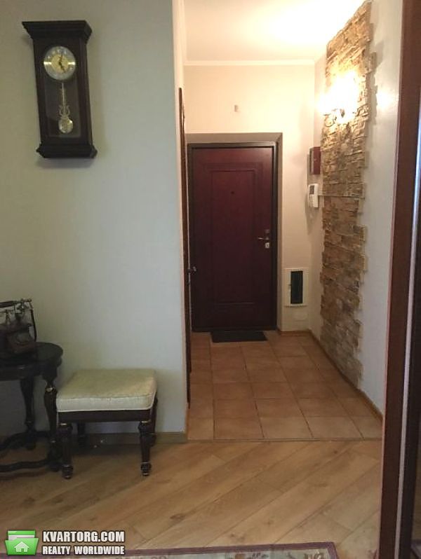 Rent out 3-room apartment. Киев,  Амосова — photo 5