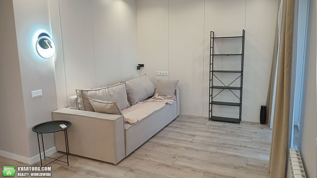 Rent out 2-room apartment. Киев, Драгомирова — photo 5