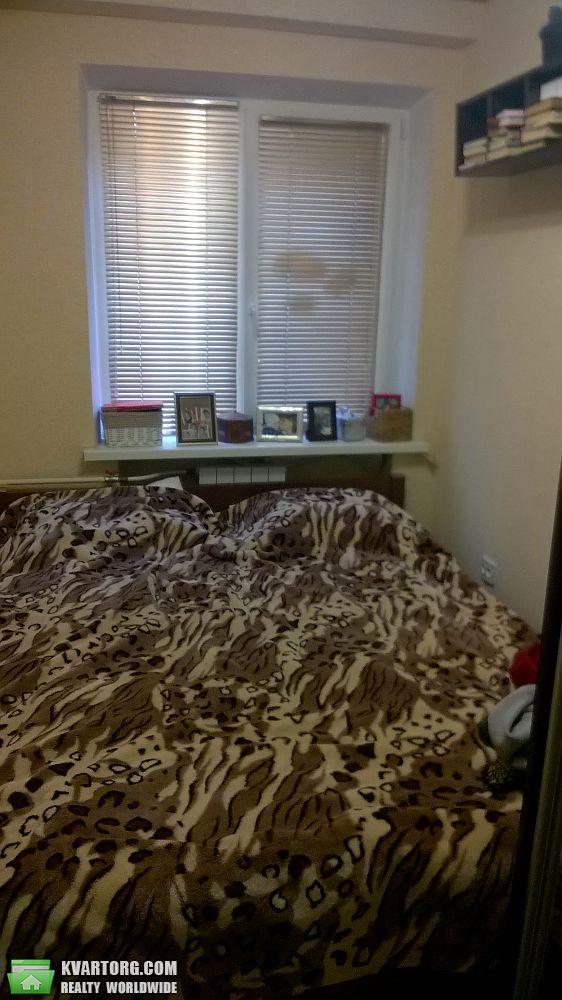 Sell 3-room apartment. Киев, Метростроевская — photo 5