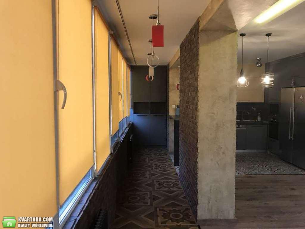 Rent out 3-room apartment. Киев, Богатырская — photo 2