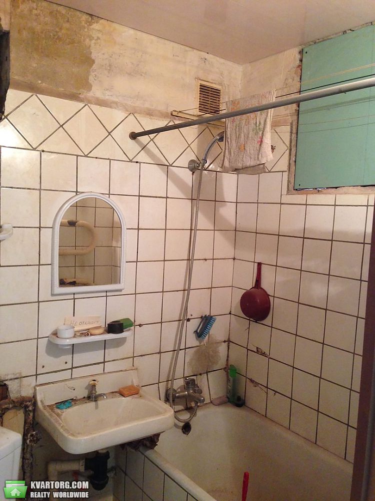 Sell 2-room apartment. Донецк, проспект  Титова — photo 3
