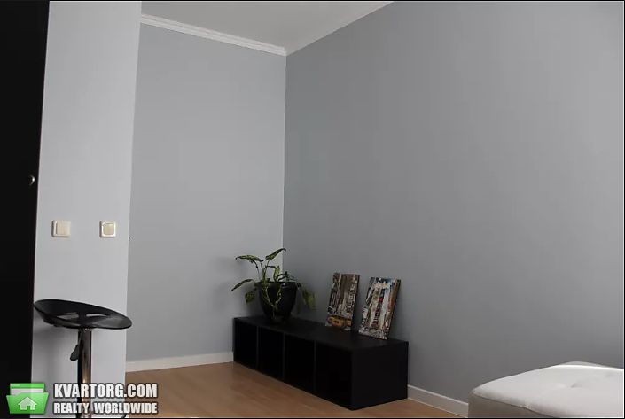 Rent out 3-room apartment. Киев,  Богатырская — photo 2