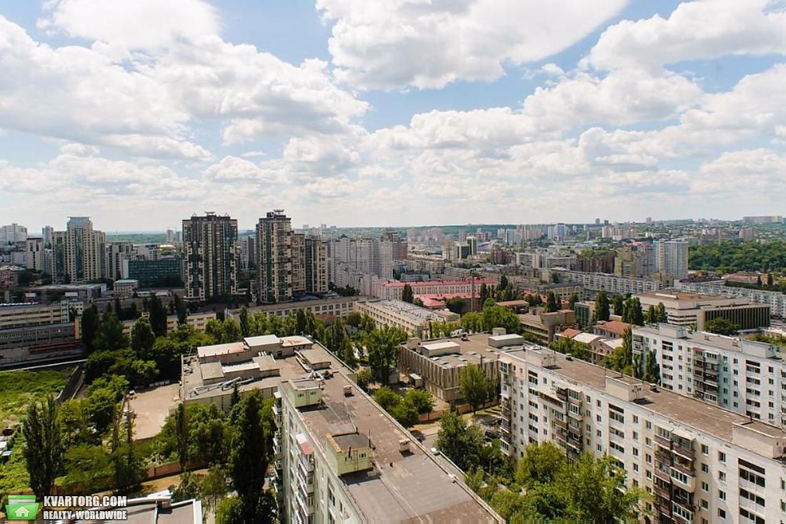 Rent out 2-room apartment. Киев,  Лабораторный пер — photo 10