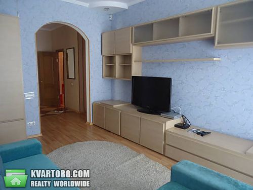 Rent out 3-room apartment. Киев,  пр-т Героев Сталинграда — photo 4