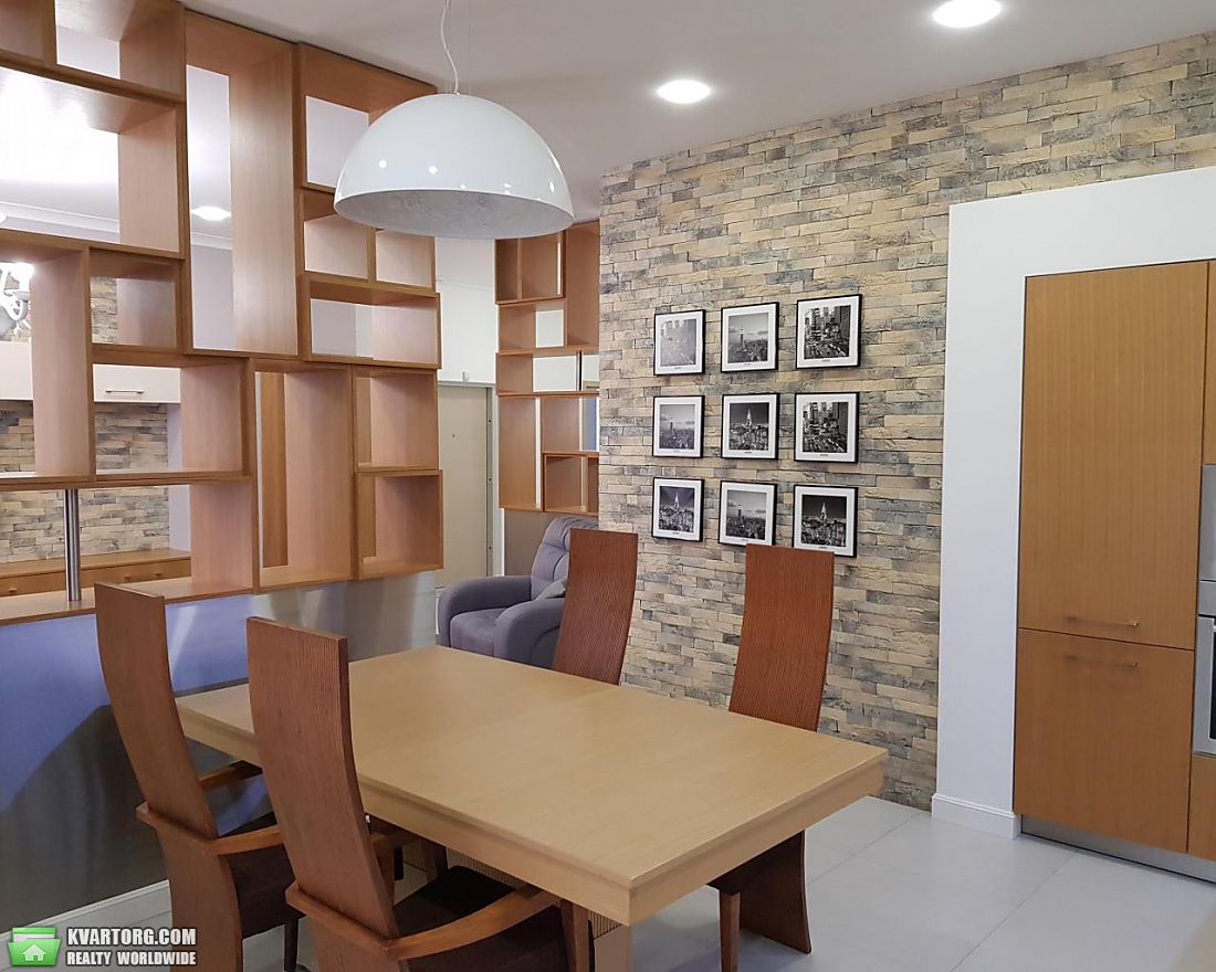 Rent out 4-room apartment. Киев,  Златоустовская — photo 4