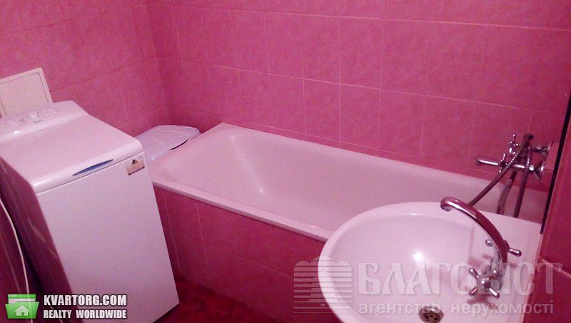 Rent out 2-room apartment. Киев,  Вишняковская — photo 3
