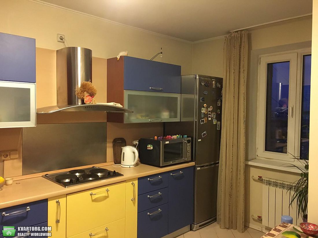 Rent out 2-room apartment. Киев,  Мельникова — photo 3