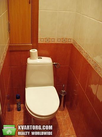 Rent out 3-room apartment. Киев,  Героев Днепра — photo 8