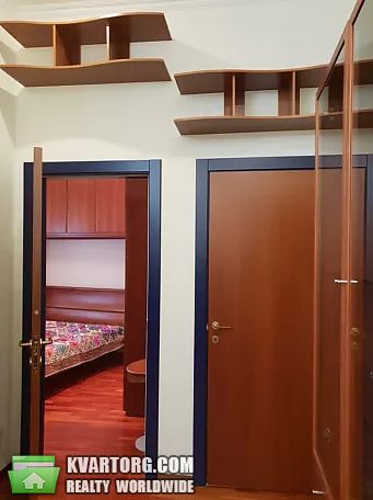 Sell 3-room apartment. Киев, Большая Житомирская — photo 4