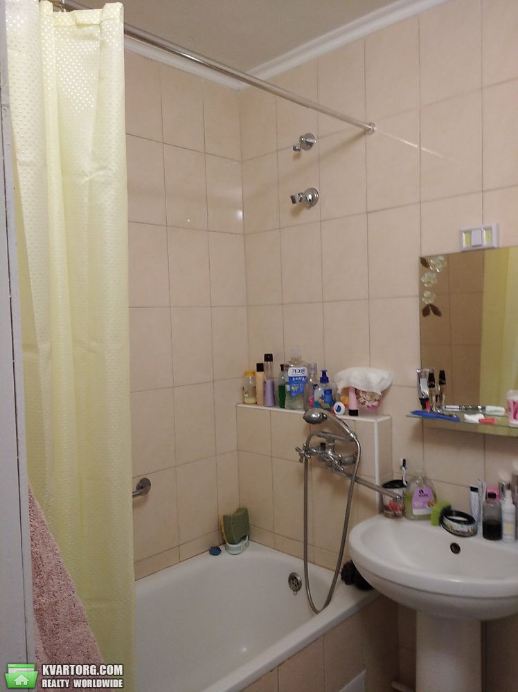Rent out 1-room apartment. Киев, Радужная — photo 8