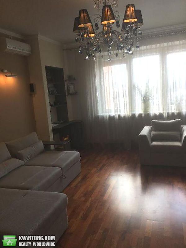 Rent out 3-room apartment. Киев,  Оболонская наб — photo 2