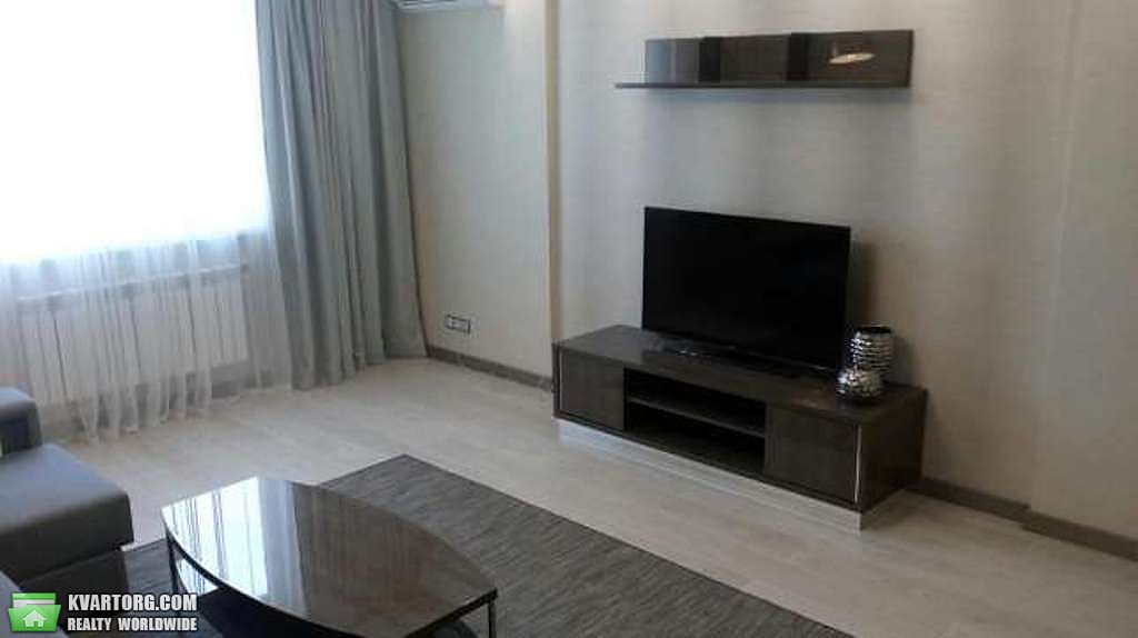 Rent out 2-room apartment. Киев,  Демиевская — photo 10
