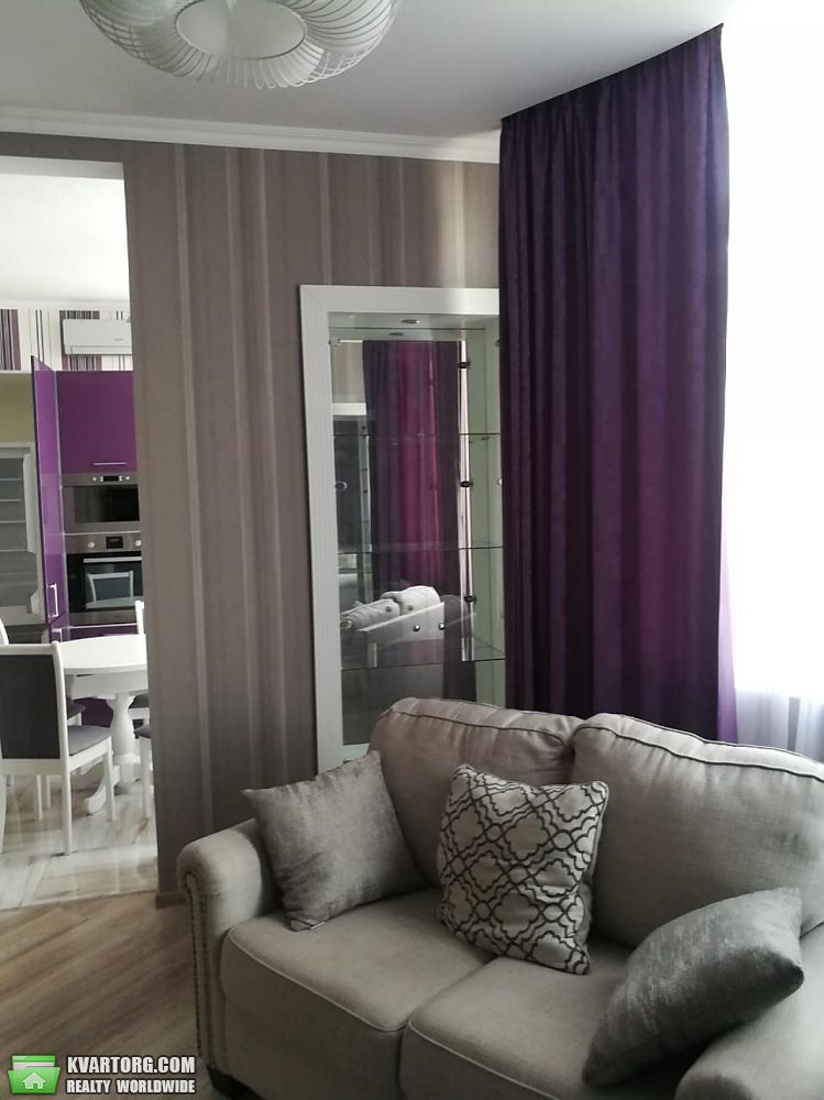 Rent out 3-room apartment. Одесса, Французский бульвар — photo 4