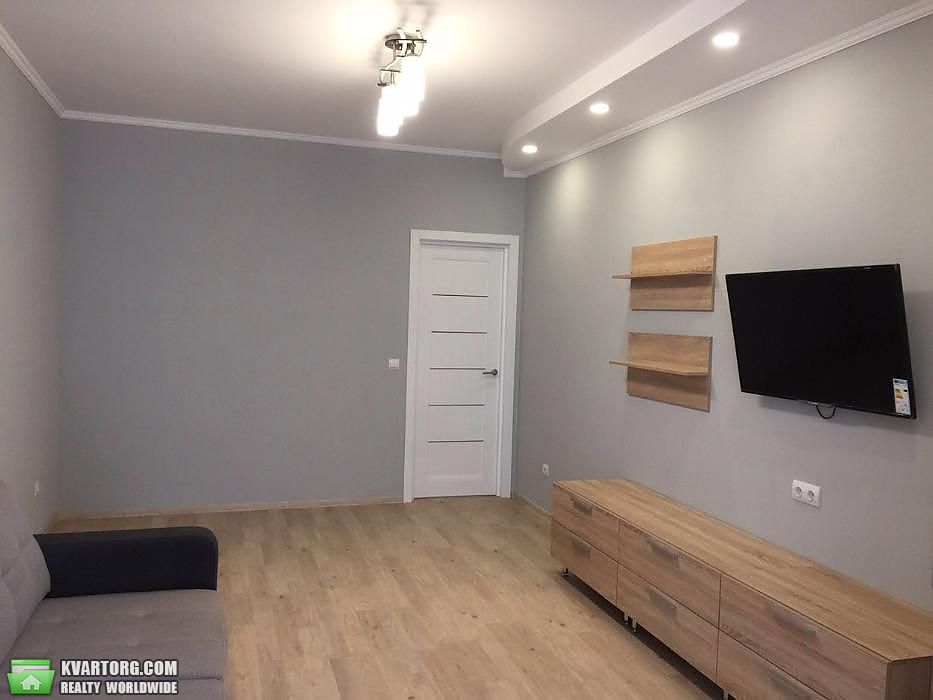 Sell 1-room apartment. Киев,  Драгоманова — photo 1