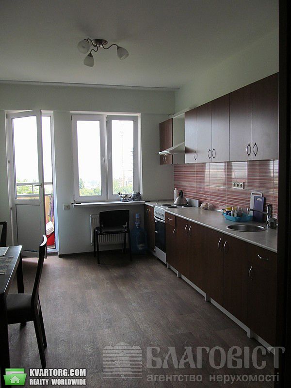 Sell 1-room apartment. Киев,  Петропавловская — photo 2