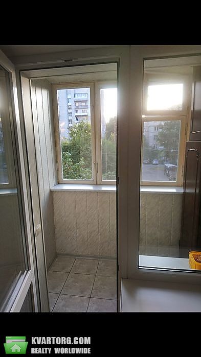 Rent out 2-room apartment. Львов, Патона — photo 5