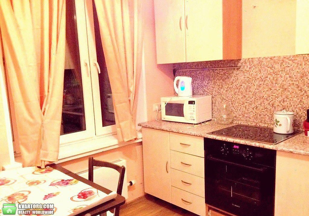 Rent out 2-room apartment. Киев,  Коломиевский переулок — photo 1