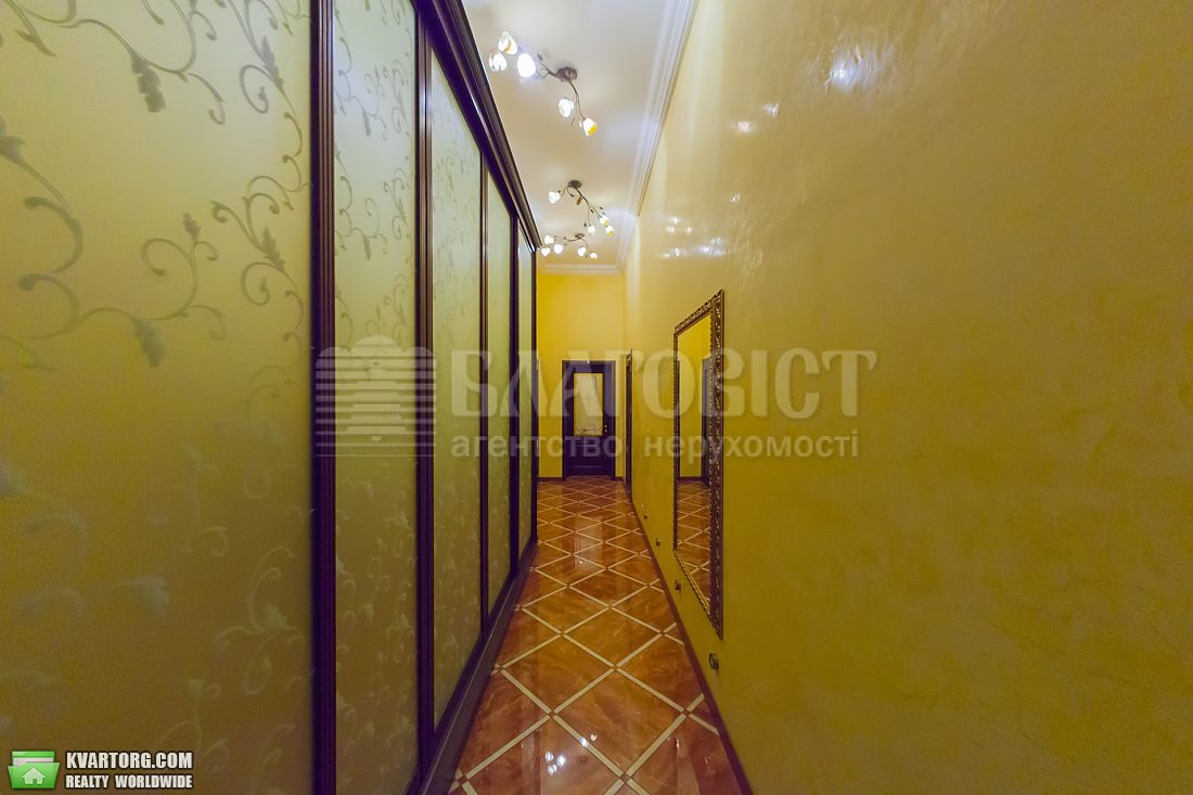 Rent out 2-room apartment. Киев,  Пушкинская — photo 2