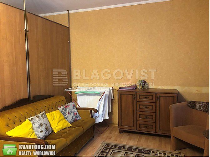 Sell 2-room apartment. Киев,  Гончара — photo 3