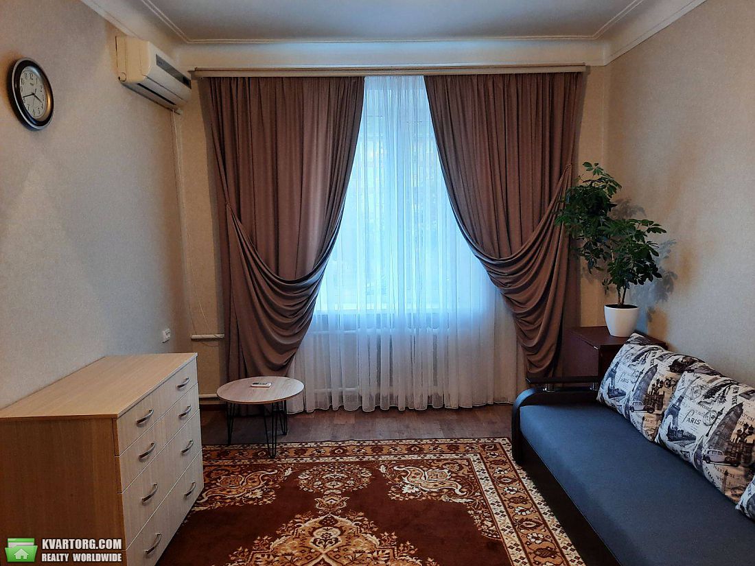 Rent out 1-room apartment. Днепропетровск, пр. Слобожанский — photo 1