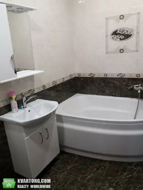 Rent out 3-room apartment. Киев, Глушкова — photo 7