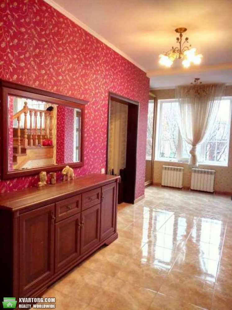 Rent out house. Киев,  Волховская — photo 6
