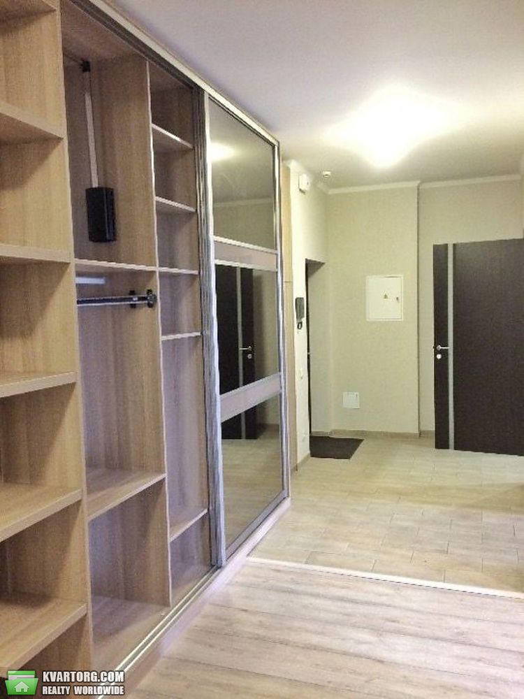 Rent out 2-room apartment. Киев,  Леси Украинки бул — photo 5