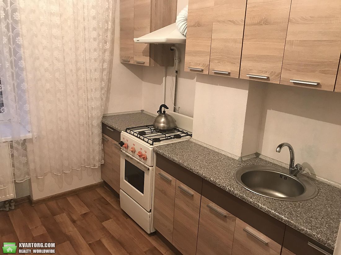 Rent out 1-room apartment. Киев,  Гончара — photo 3