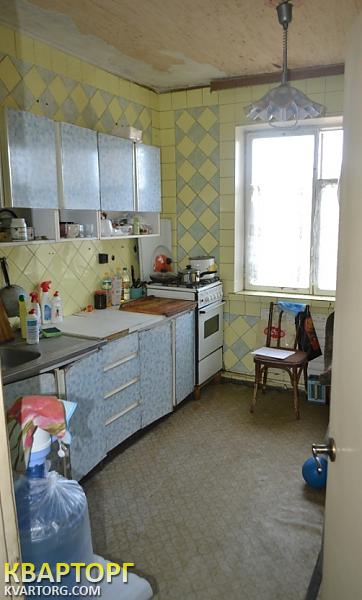 Sell 3-room apartment. Киев, Тростянецкая — photo 1