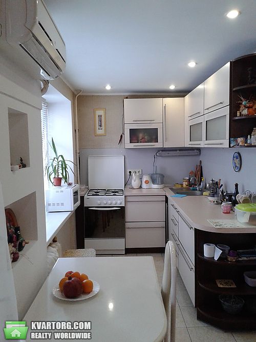 Sell 3-room apartment. Киев, Донецкая — photo 1