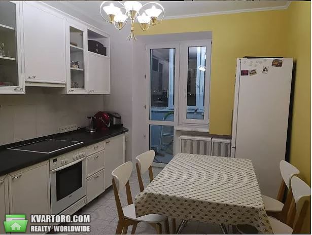 Rent out 3-room apartment. Киев,  Княжий Затон — photo 3