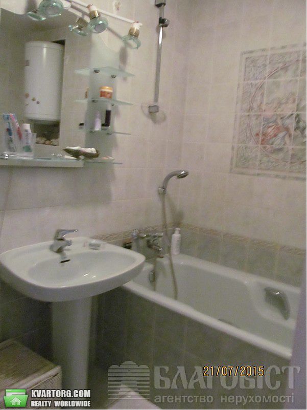 Sell 2-room apartment. Киев, Шелковичная — photo 3