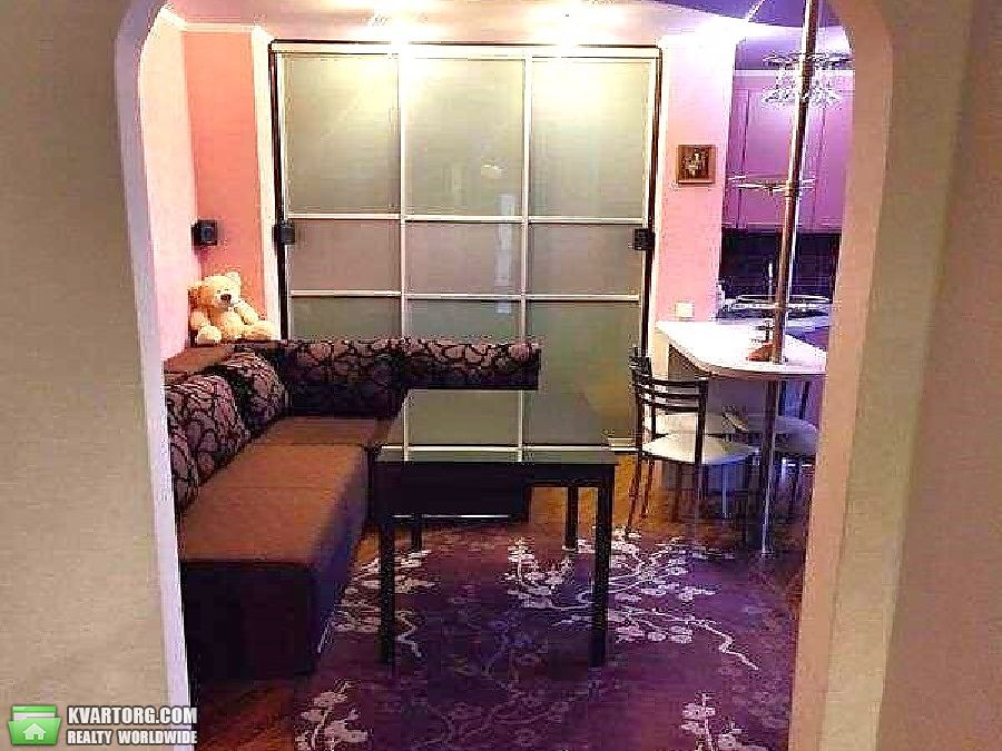 Sell 2-room apartment. Киев,  Днепровская наб — photo 1