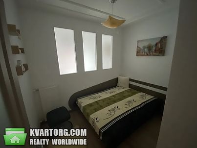Rent out 2-room apartment. Львов, Чорновола — photo 5