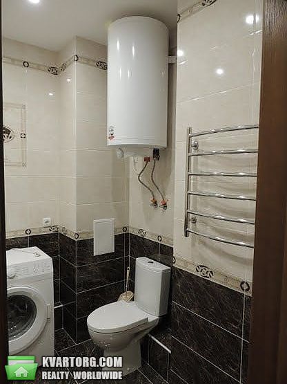 Rent out 1-room apartment. Киев,  Завальная — photo 4