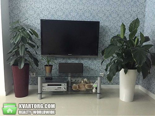 Rent out 2-room apartment. Киев, Дегтяревская — photo 3