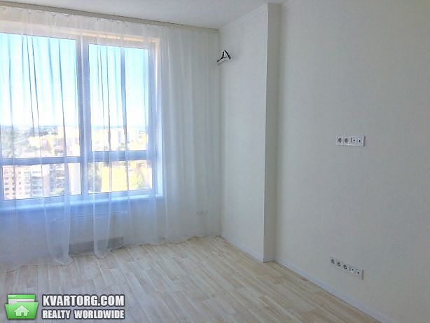 Sell 1-room apartment. Киев,  Соломенская — photo 3