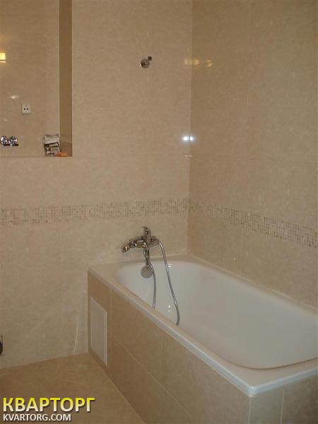 Rent out 2-room apartment. Киев,  Днепровская набережная — photo 4