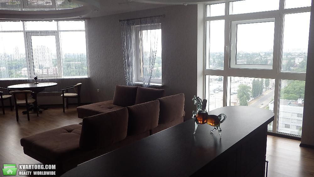 Sell 2-room apartment. Киев,  Дегтяревская — photo 5