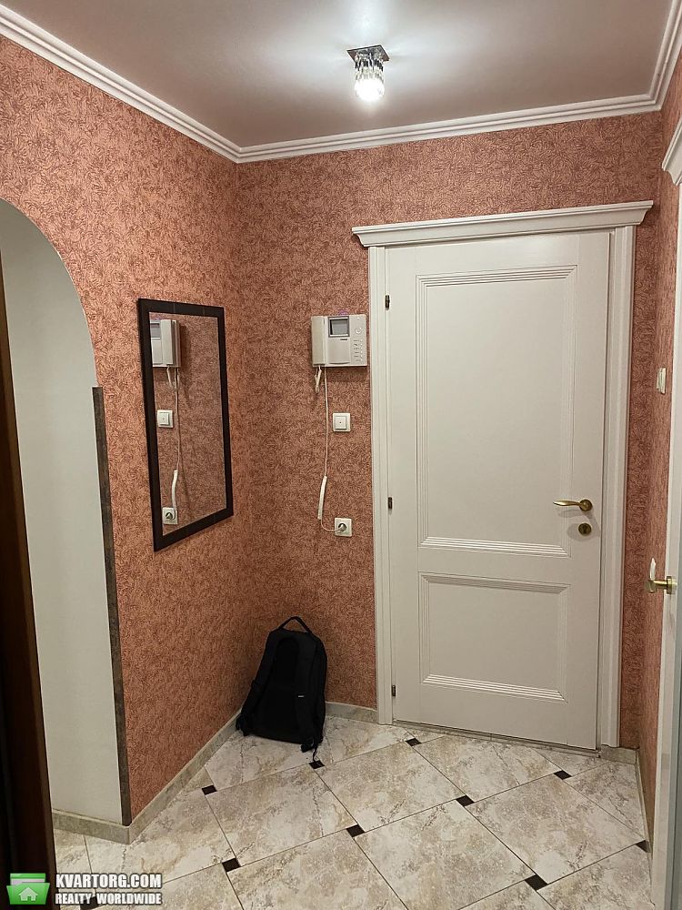 Rent out 1-room apartment. Киев, Тычины — photo 10